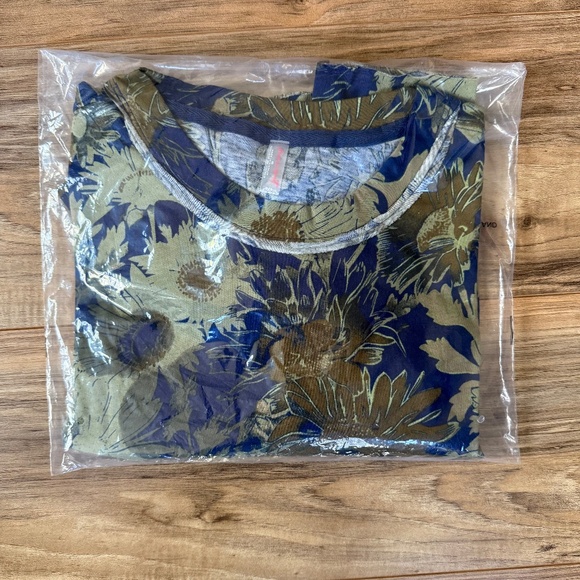 NWT - FP Movement Inspire Layer Print Floral Boxy Tee XS - Picture 16 of 16
